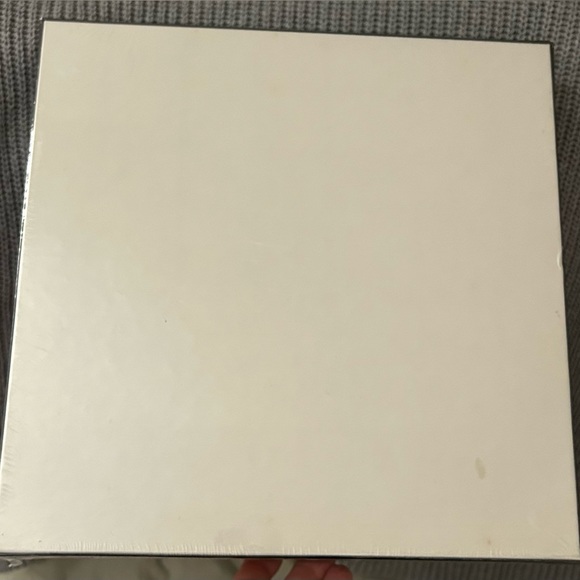 New Vintage Harley Davidson 1994 Puzzle
Heritage 1000 Piece Jigsaw Puzzle - Picture 5 of 5